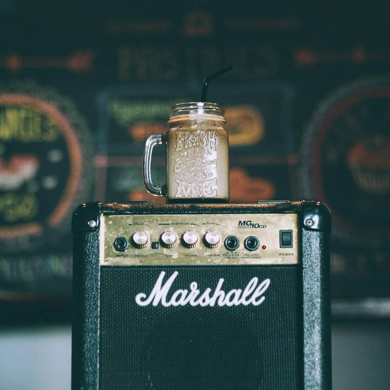 Sonic Vault Solid Stage 100 Amp - Black Tolex