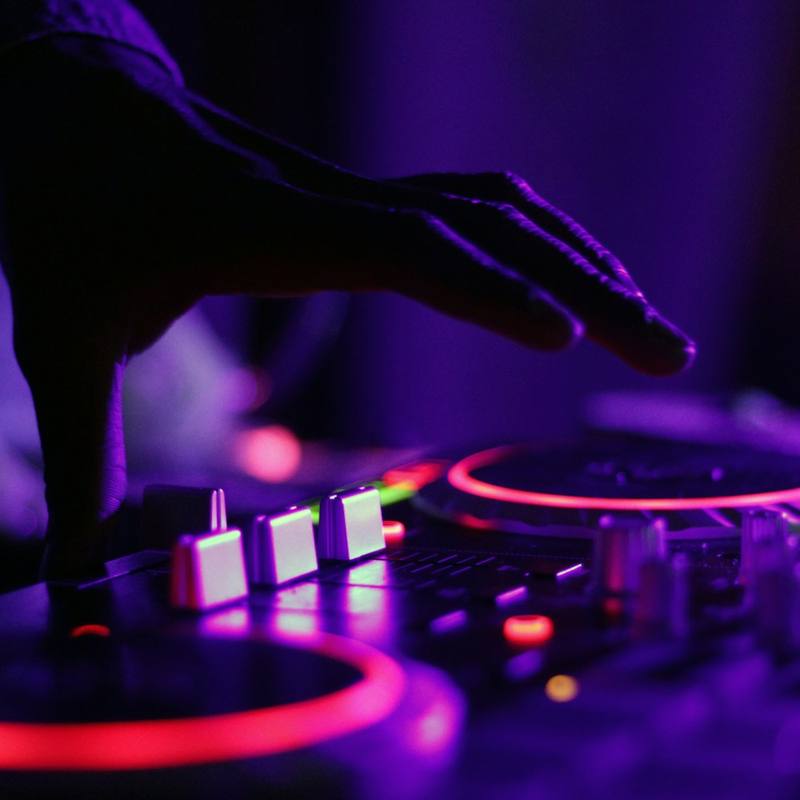VaultMix DJ Booth Bundle - Club Edition